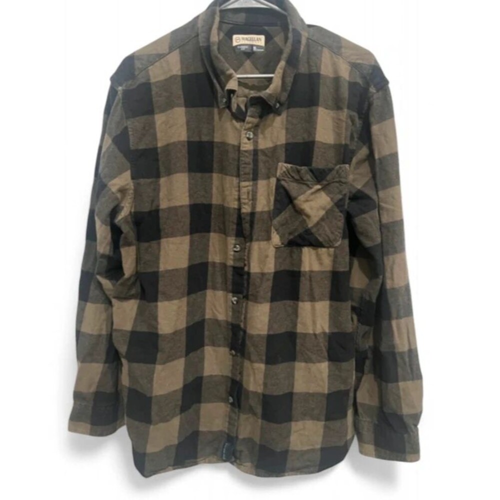 Magellan Outdoors Men’s XL Olive Green & Black Buffalo Plaid Flannel Button-Down